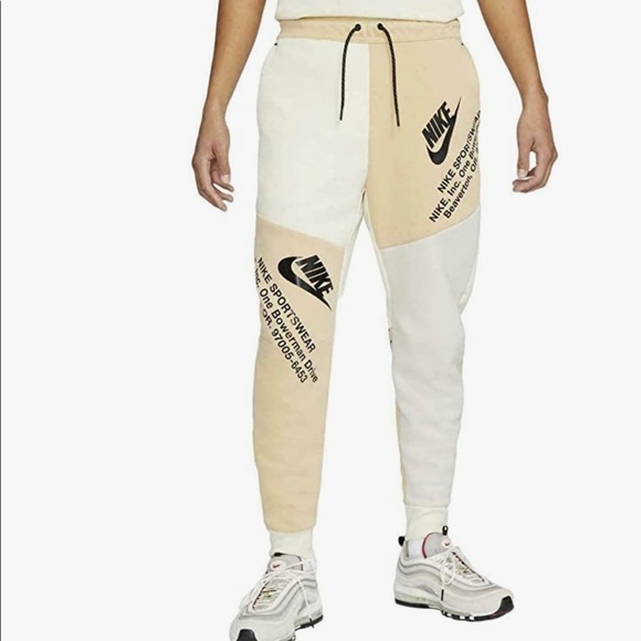 Nike Men’s Tech Fleece Jogger Sweatpants - New - Picture 1 of 7